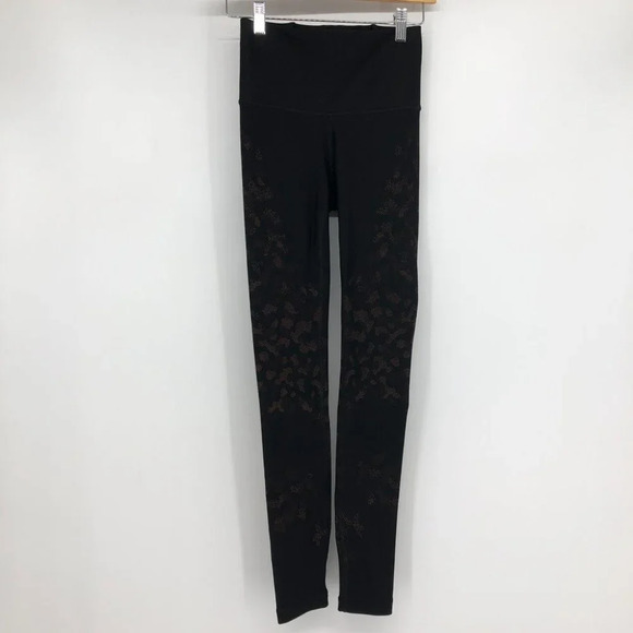 Lululemon Mapped Out High Rise Tight 28" in *Camo Black / Brick Size 4 - Picture 4 of 16